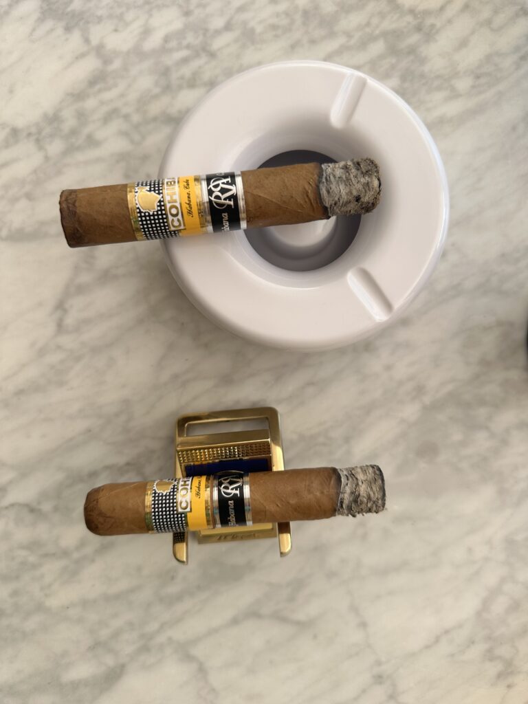 review_cohiba_robusto_reserva_first_third - smoke.ch